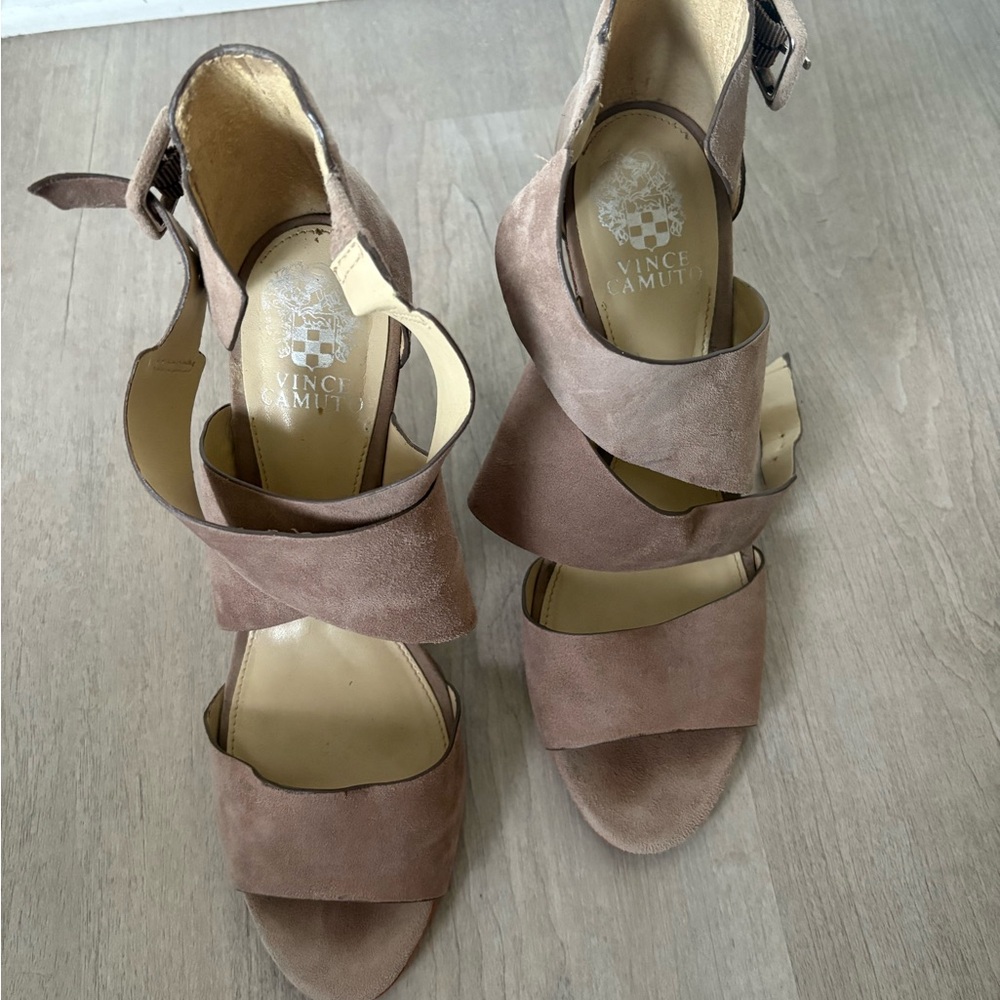 Vince Camuto Wedges The perfect Neutral